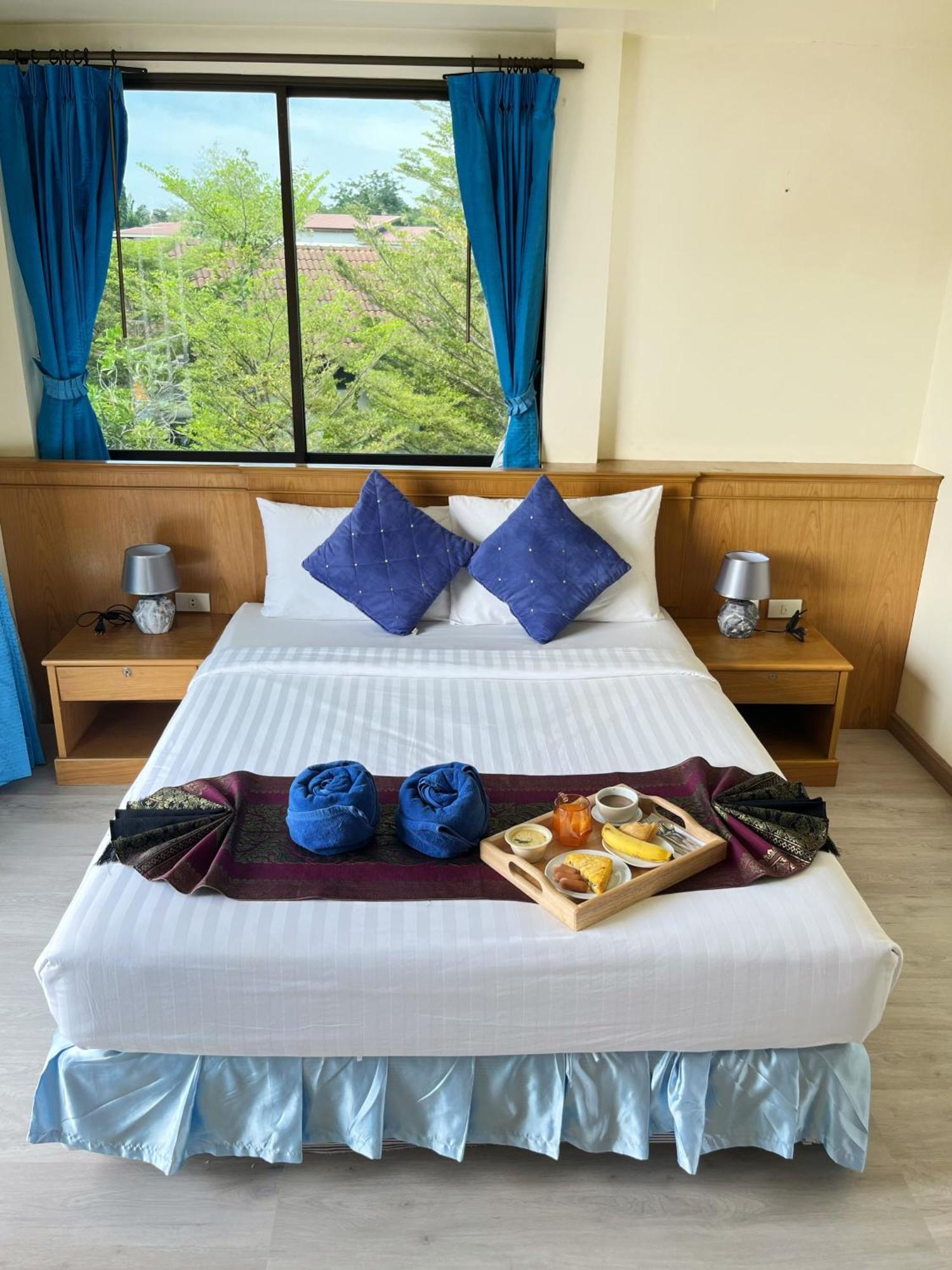 Pailin Hotel Klongmuang-part Kültér fotó